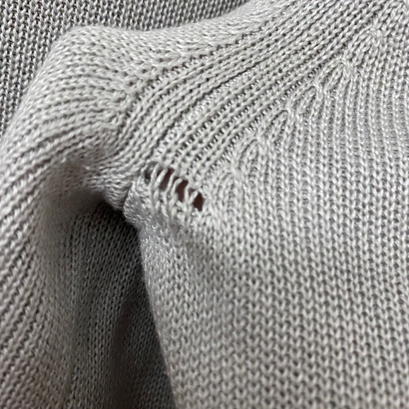 Belford silk turtleneck king sleeve sweater top - Picture 6 of 11